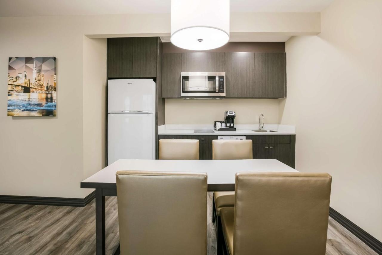 Best Western Plus Executive Residency Bronx New York Exterior foto