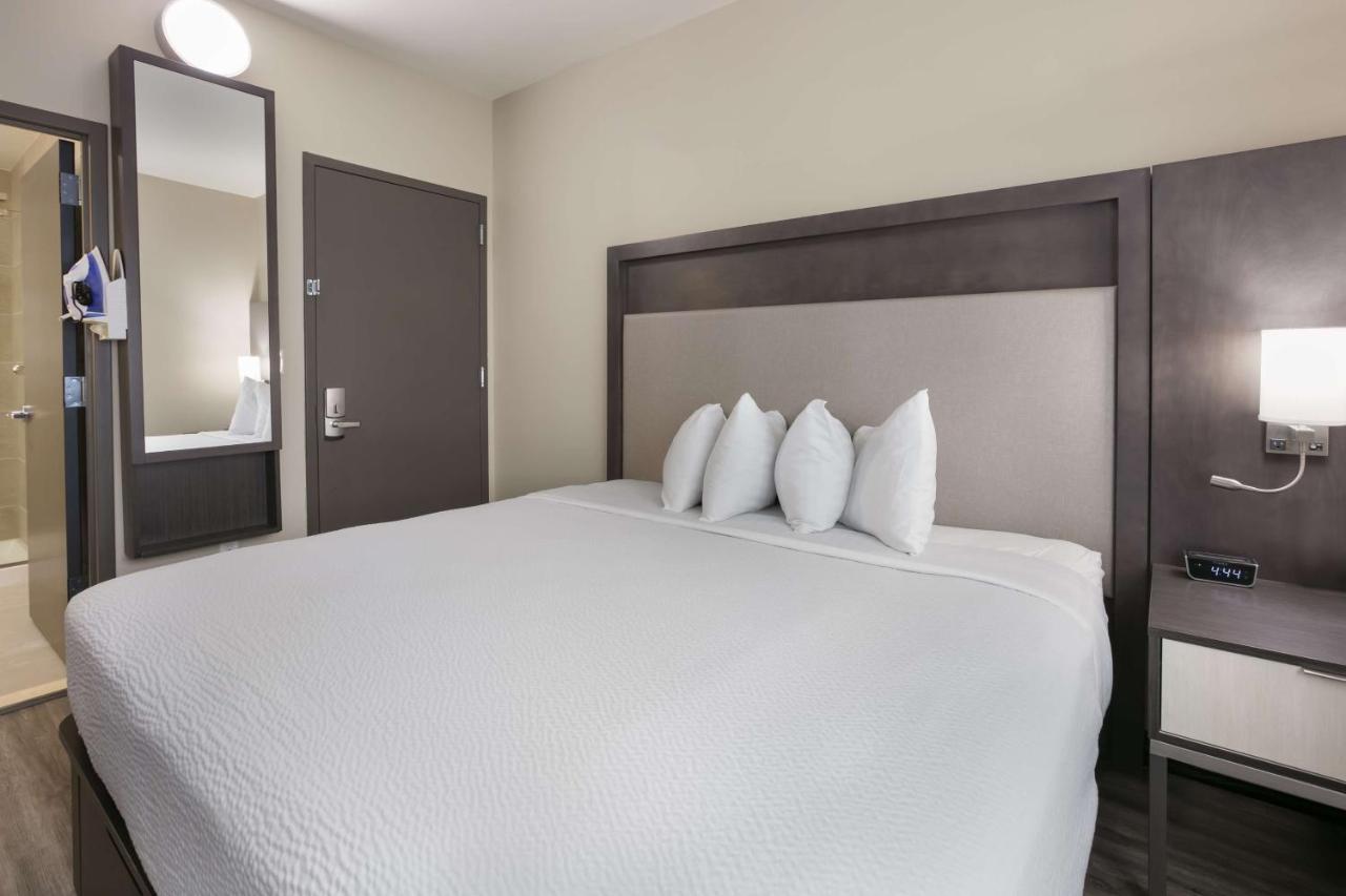 Best Western Plus Executive Residency Bronx New York Exterior foto