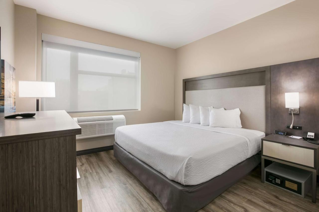 Best Western Plus Executive Residency Bronx New York Exterior foto